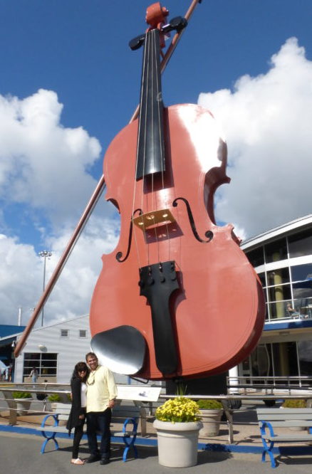 Biggest Fiddle